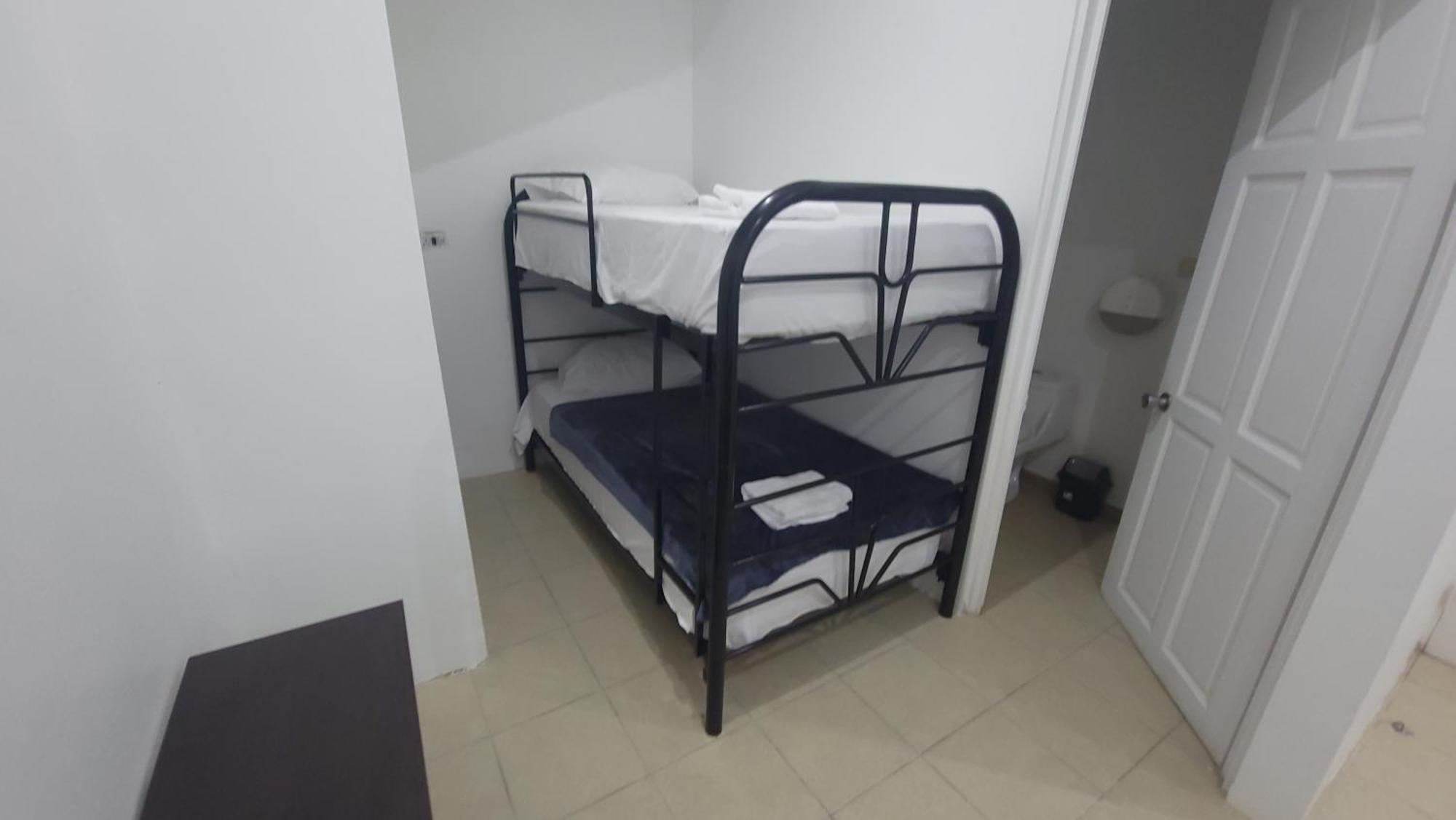 Surfo House Hotel & Hostel Tamarindo Kültér fotó