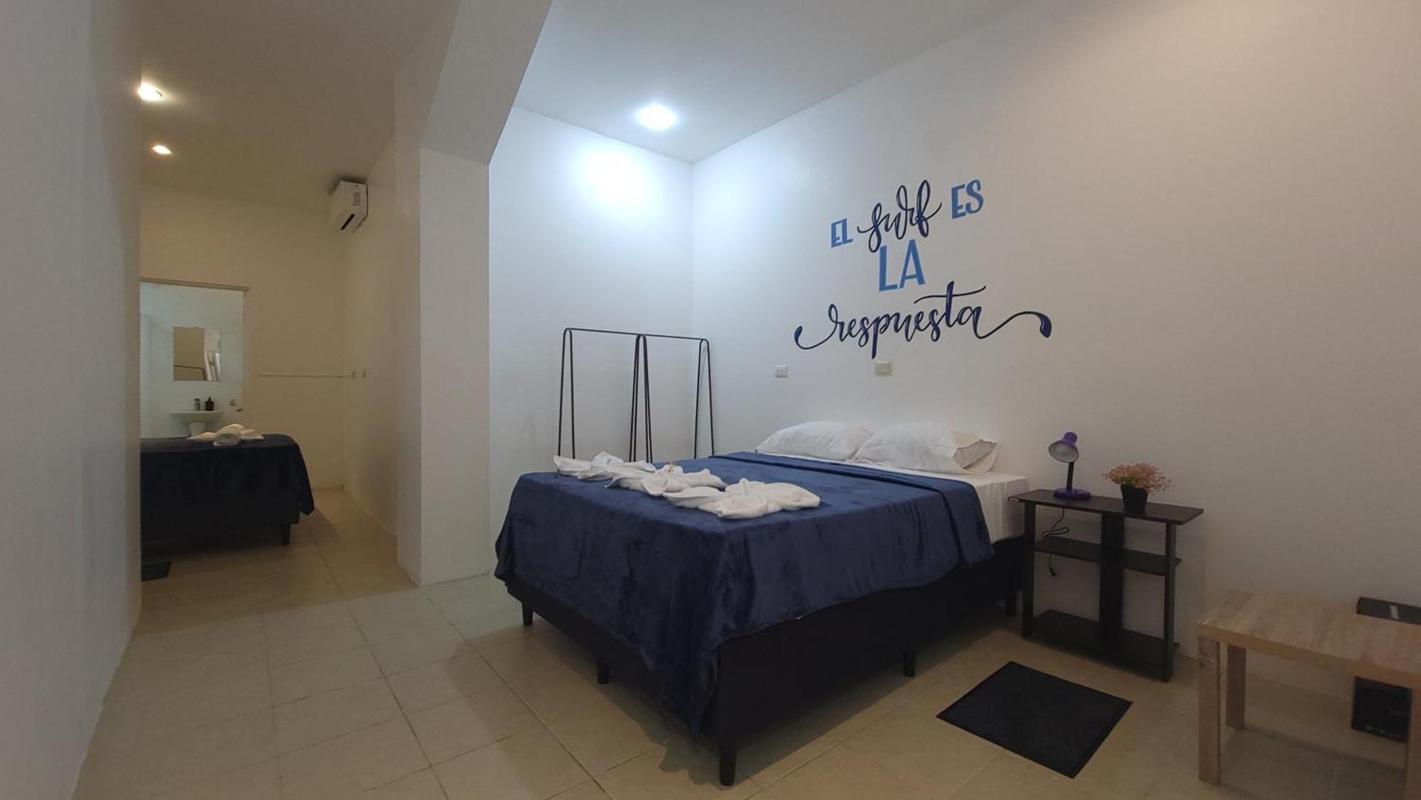 Surfo House Hotel & Hostel Tamarindo Kültér fotó