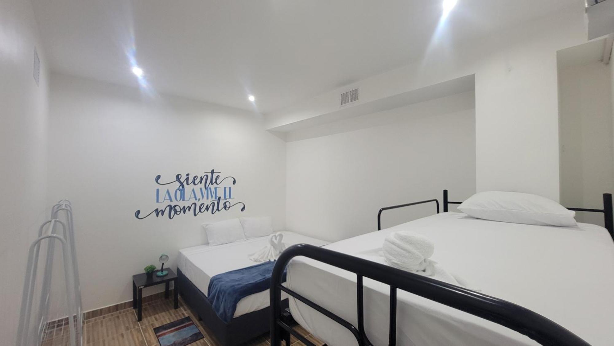 Surfo House Hotel & Hostel Tamarindo Kültér fotó